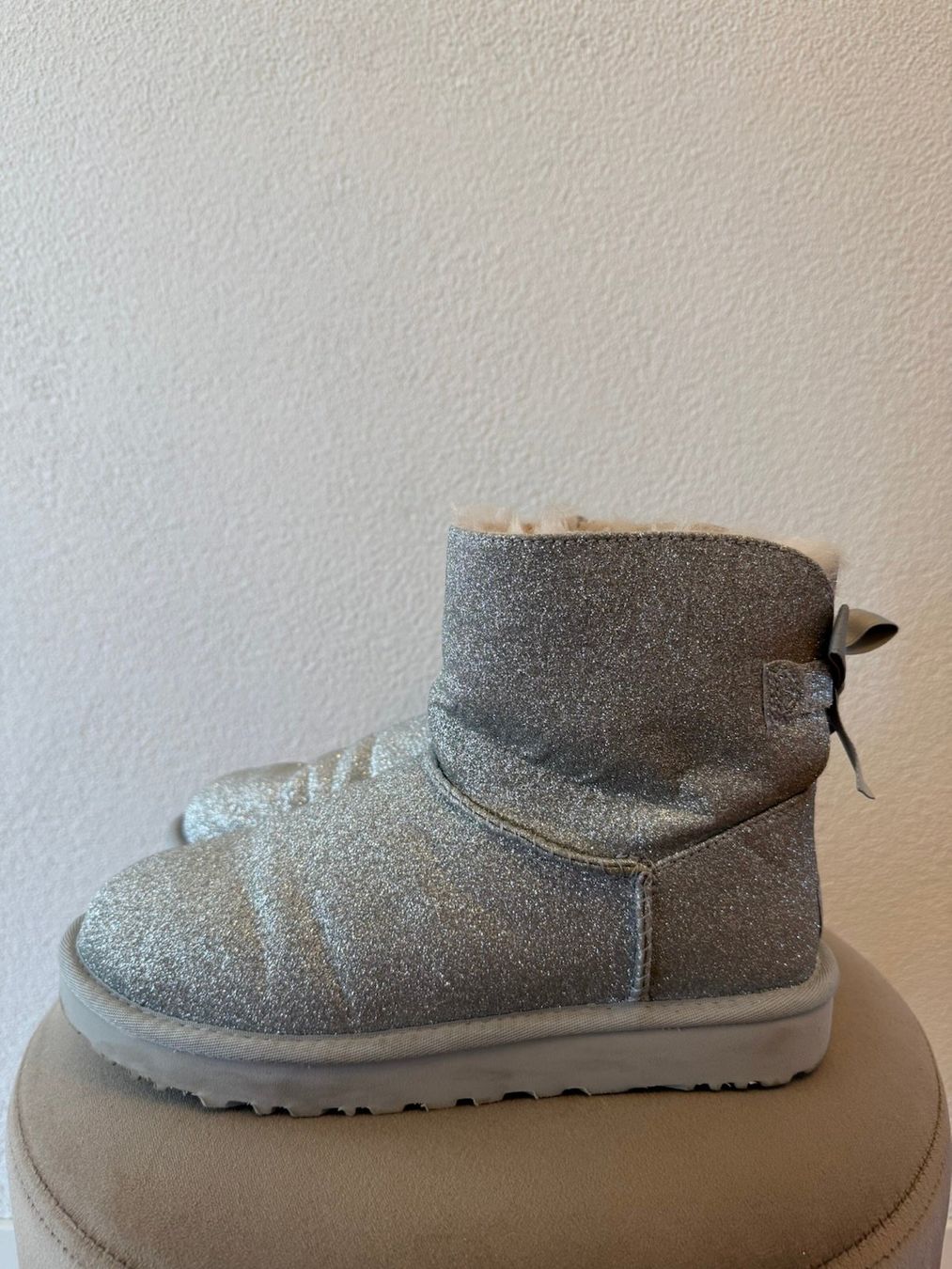 Ugg Damenschuhe: Silber UGG Boots Gr.39 – Gebraucht aus Burgdorf von Nema06 1