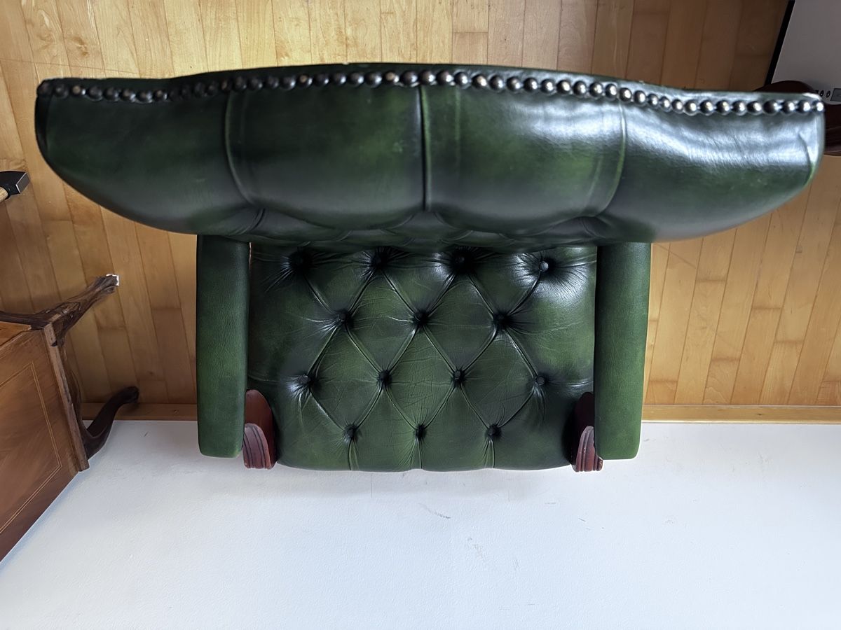 Poltrone: Vintage Drehsessel Chesterfield Stil Grü – Usato da Zürich venduto da Misus.Flohmi 2
