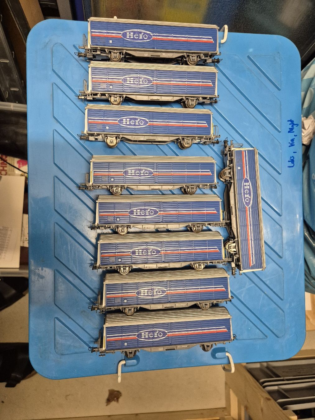 Roco Modellini di ferrovie: Roco 9 Stk. Güterwagen "Hero" – Usato da Morschach venduto da Chris_Walchwil