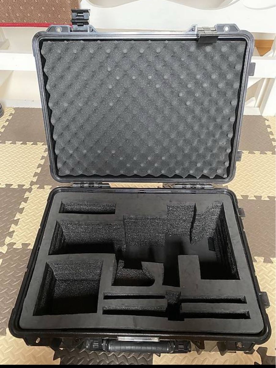 Valigie: Valise Lanparte pour transport de caméra ou autre hard case – Usato da Bottens venduto da 2Lens 1