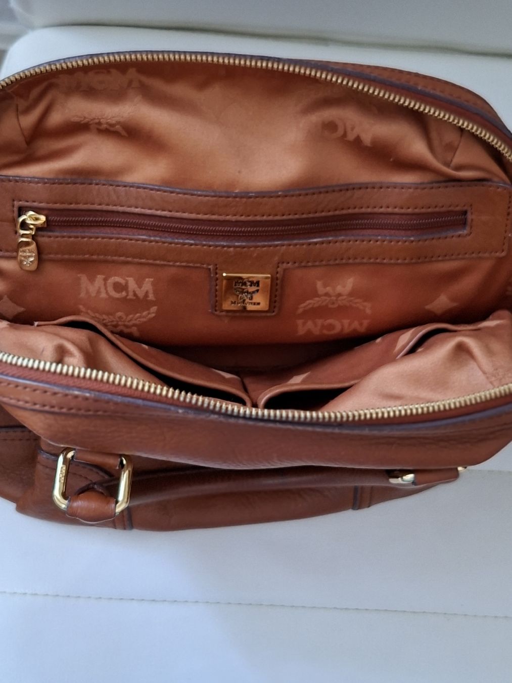 Mcm Borse da donna: Sac MCM Cognac en cuir véritable, – Usato da Renens VD venduto da ser_j2fn 3