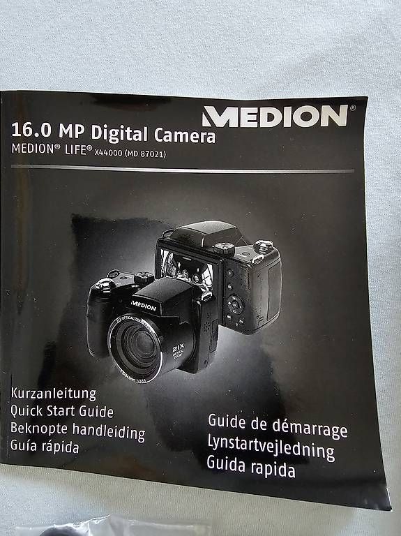 Medion Fotocamera: Medion 16MP Digital Camera – Nuovo (secondo la descrizione) da Port venduto da sold54 4