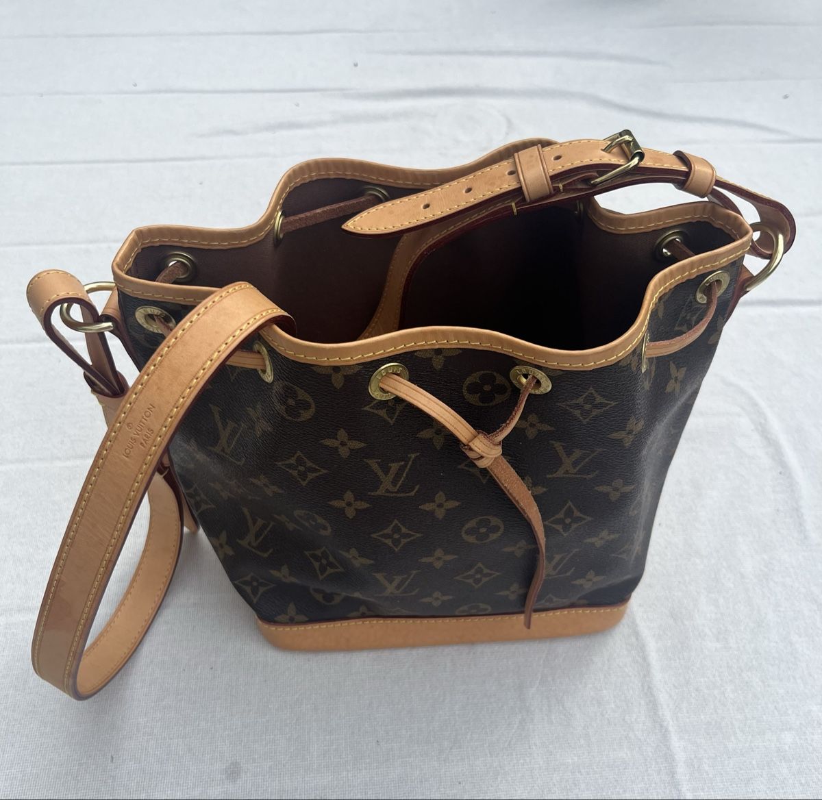 Louis Vuitton Sacs femmes: Louis Vuitton Noe BB – D'occasion à Vessy par rijl 1