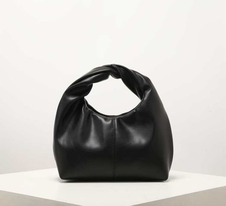 Sac à main noir élégant