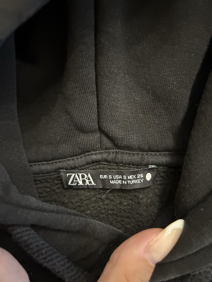 Zara Pulls & Sweat-shirts: Kapuzenpullover Zara schwarz Grösse S – Neuf (Voir description) à Uezwil par vanjast 3