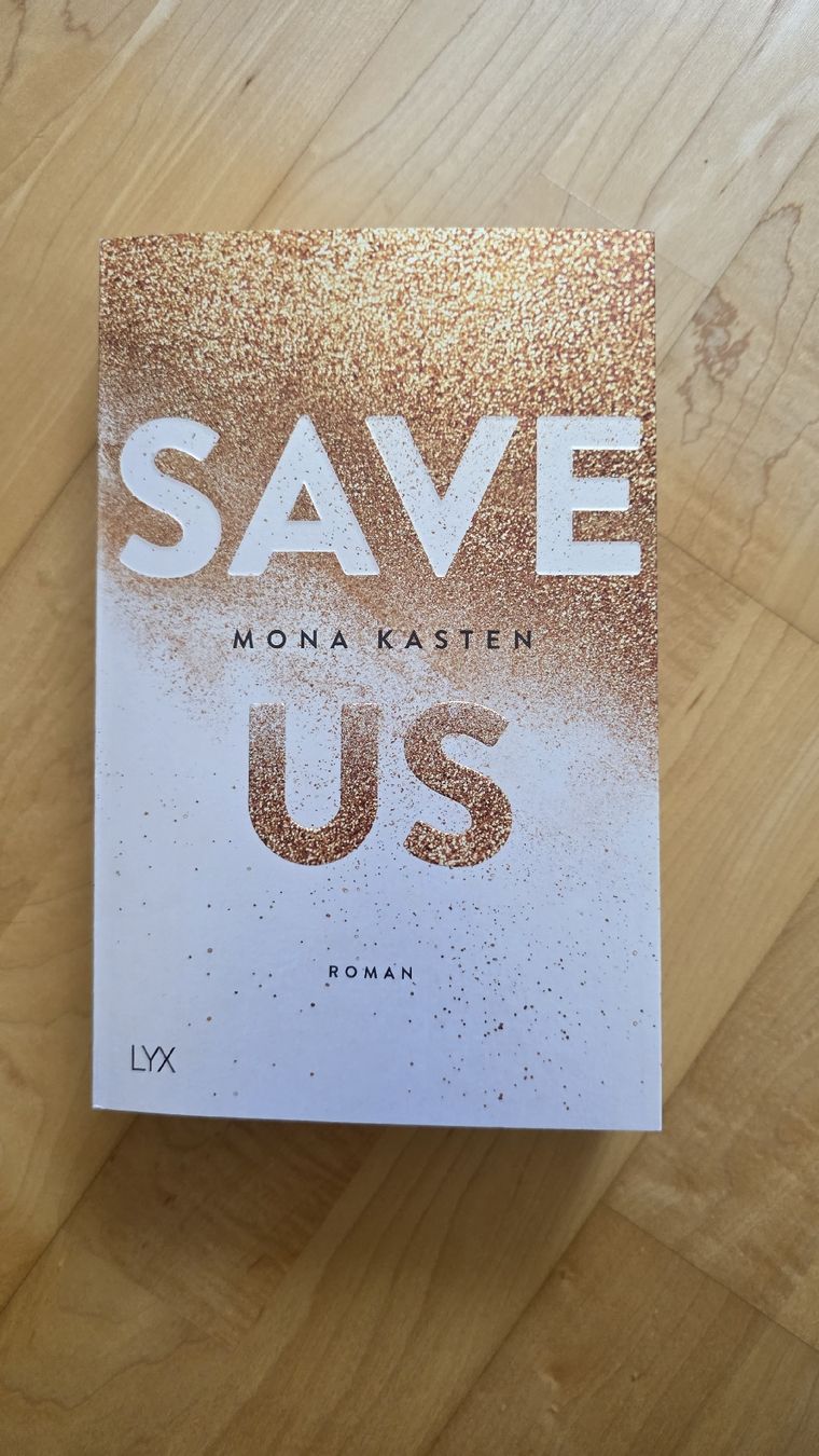 Libri: Save Us von Mona Kasten – Nuovo (secondo la descrizione) da Niederbüren venduto da isa_s9jx