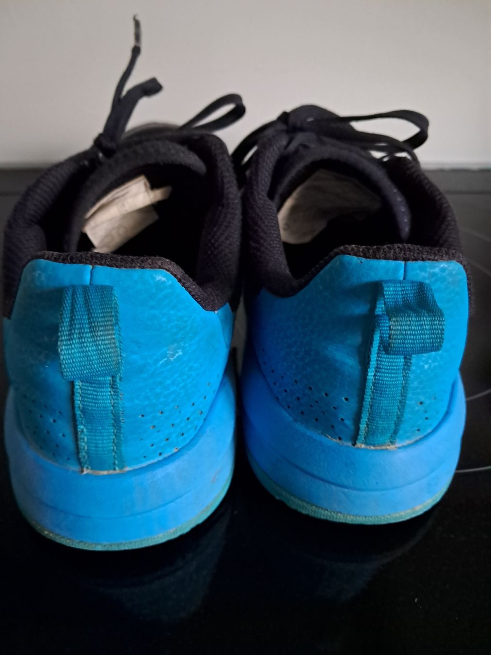 Decathlon Schuhe für Jungen: Turnschuhe Gr. 37 – Gebraucht aus Winterthur von fabelwin 2