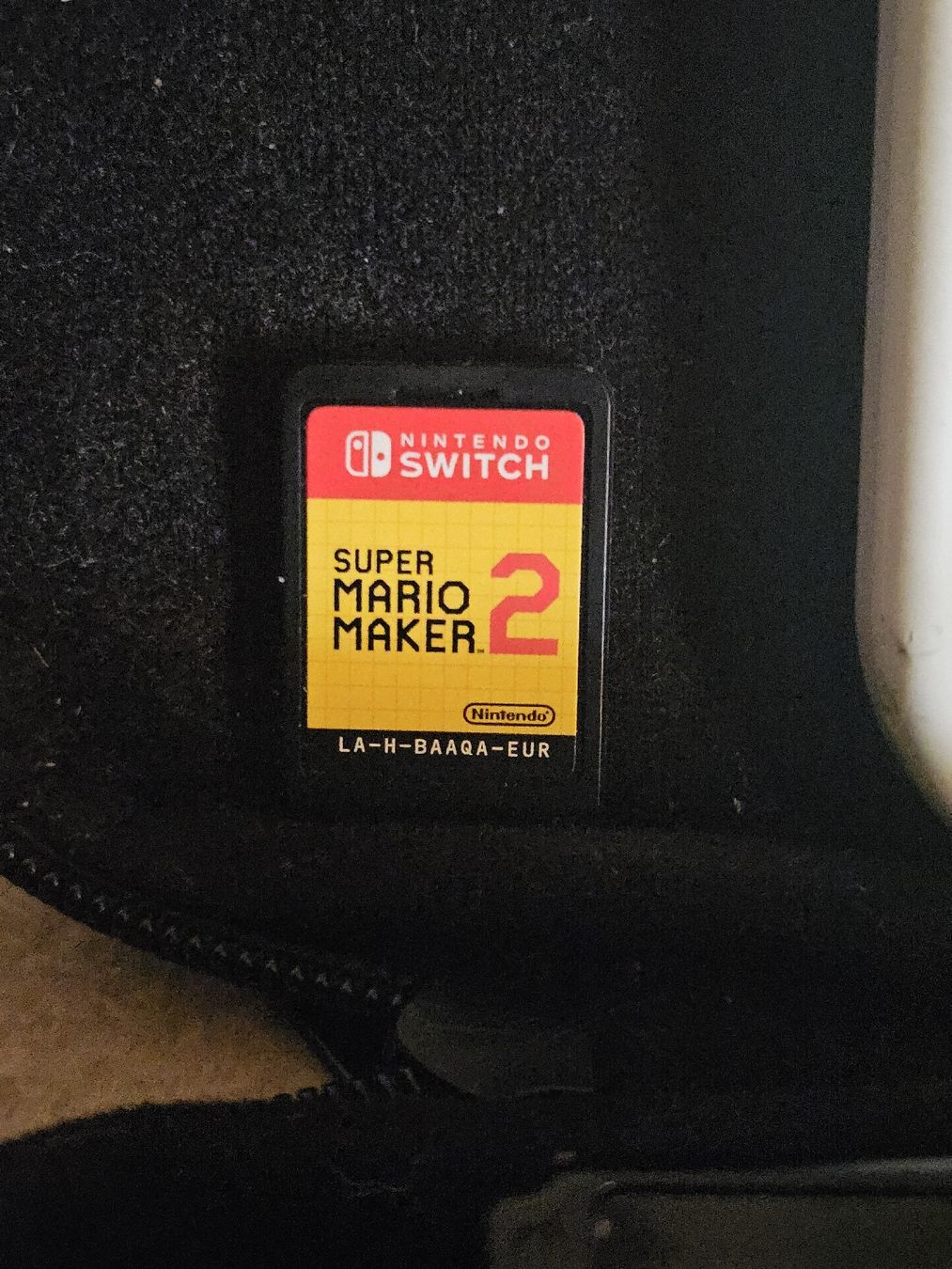 Nintendo Consoles: Nintendo Switch OLED + Zelda & Super Mario Maker2 – D'occasion à Meinisberg par bob_57g8 1