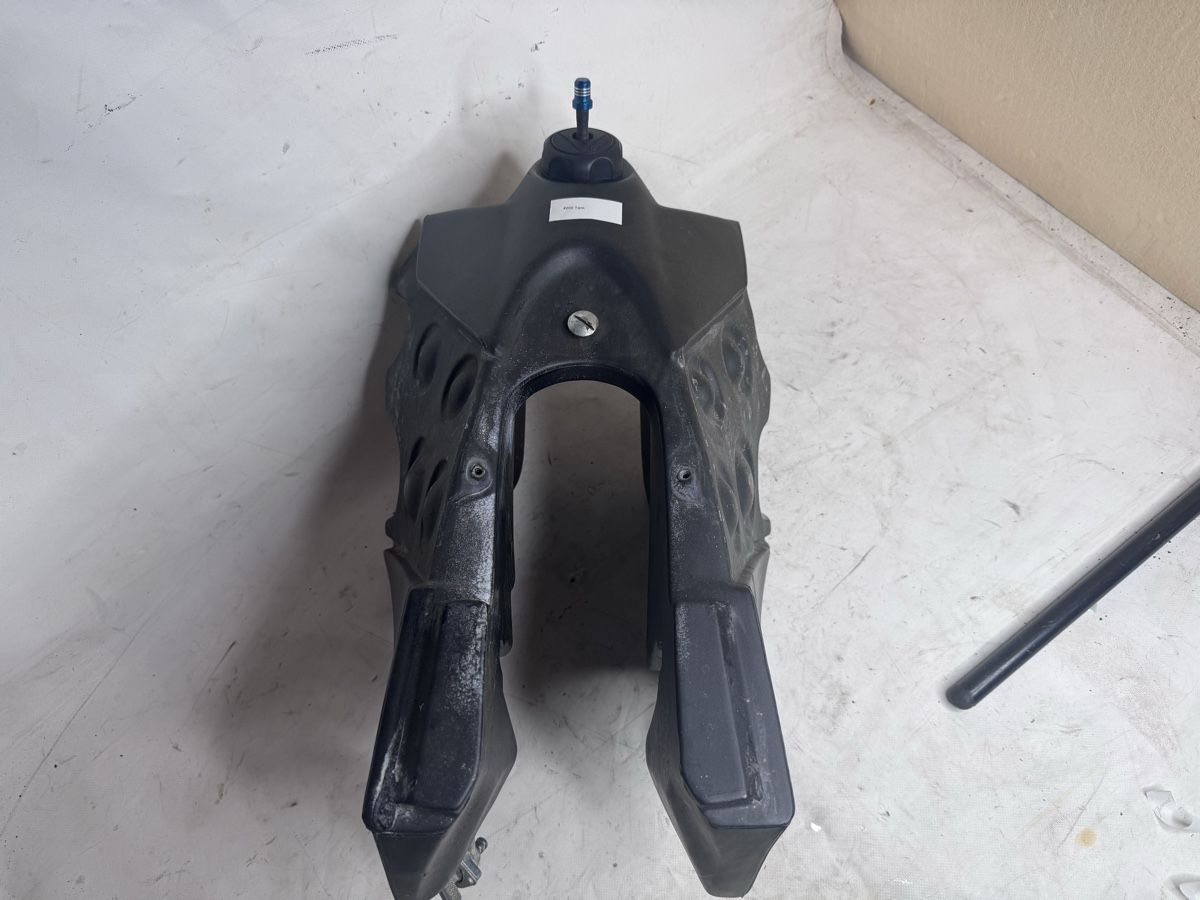 Accessori per altri veicoli: Husaberg 650 Tank #209 – Usato da Koppigen venduto da Lulu991 1