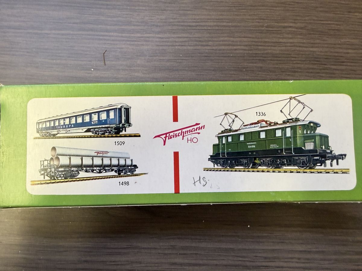 Fleischmann Modellini di ferrovie: Wagon-Citerne Fleischmann 1475 S / 5425 – DB "Shell" (Éch.HO – Nuovo e nell'imballaggio originale da Ardon venduto da Momovs99 1