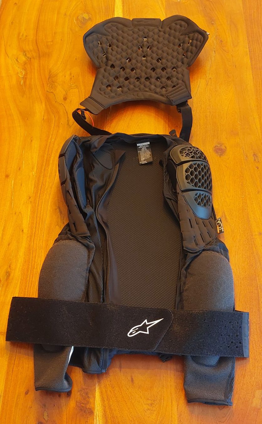 Alpinestars Schutz & Schoner: Alpinestars Bionic Tech V2 Protection Jacket – Gebraucht aus Herzogenbuchsee von  2