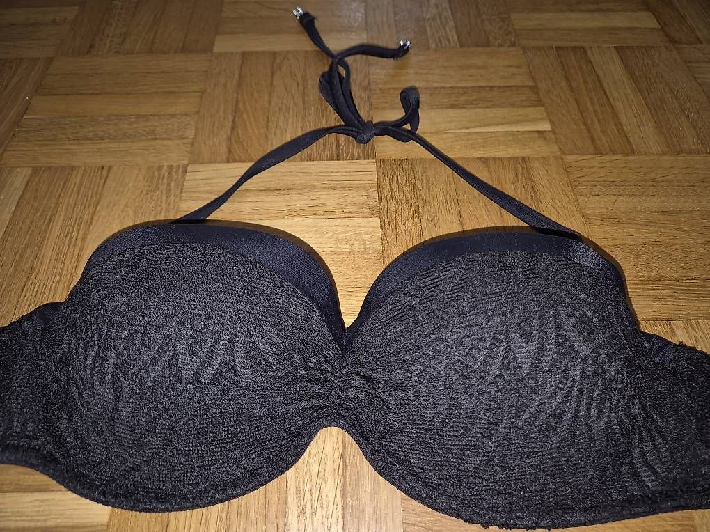 Badekleider & Bikinis: Bikini-Oberteil – Neu (gemäss Beschreibung) aus Aesch BL von sar_j59l 1