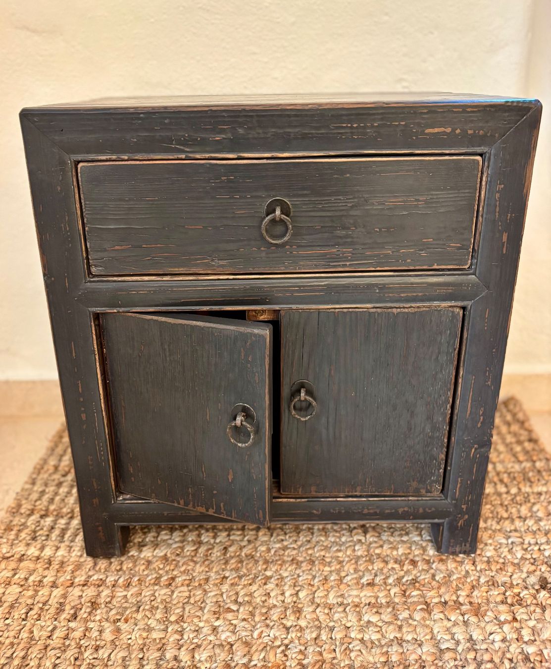 Comodini: Antiker asiatischer Nachttisch – Usato da Richterswil venduto da 0207lifestyle 1