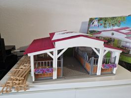 Schleich Horse Club Großer Pferdestall mit OVP
