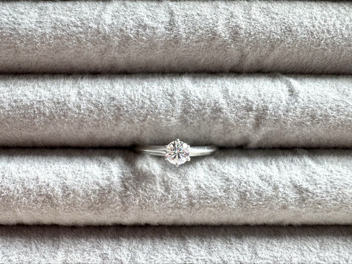 Tiffany & Co. Anelli: Tiffany & Co. Diamant Solitär Ring 0.29ct – Usato da Kriens venduto da hannaandkiko 6