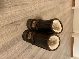 UGG Boots Gr. 33 Braun Winterstiefel Top Zustand warm!