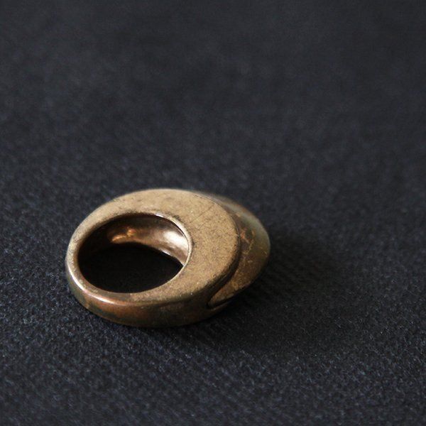 Ringe: CHEAP MONDAY | Schwerer hoher Fingerring | Modeschmuck – Gebraucht aus Engelburg von Rmueller 1