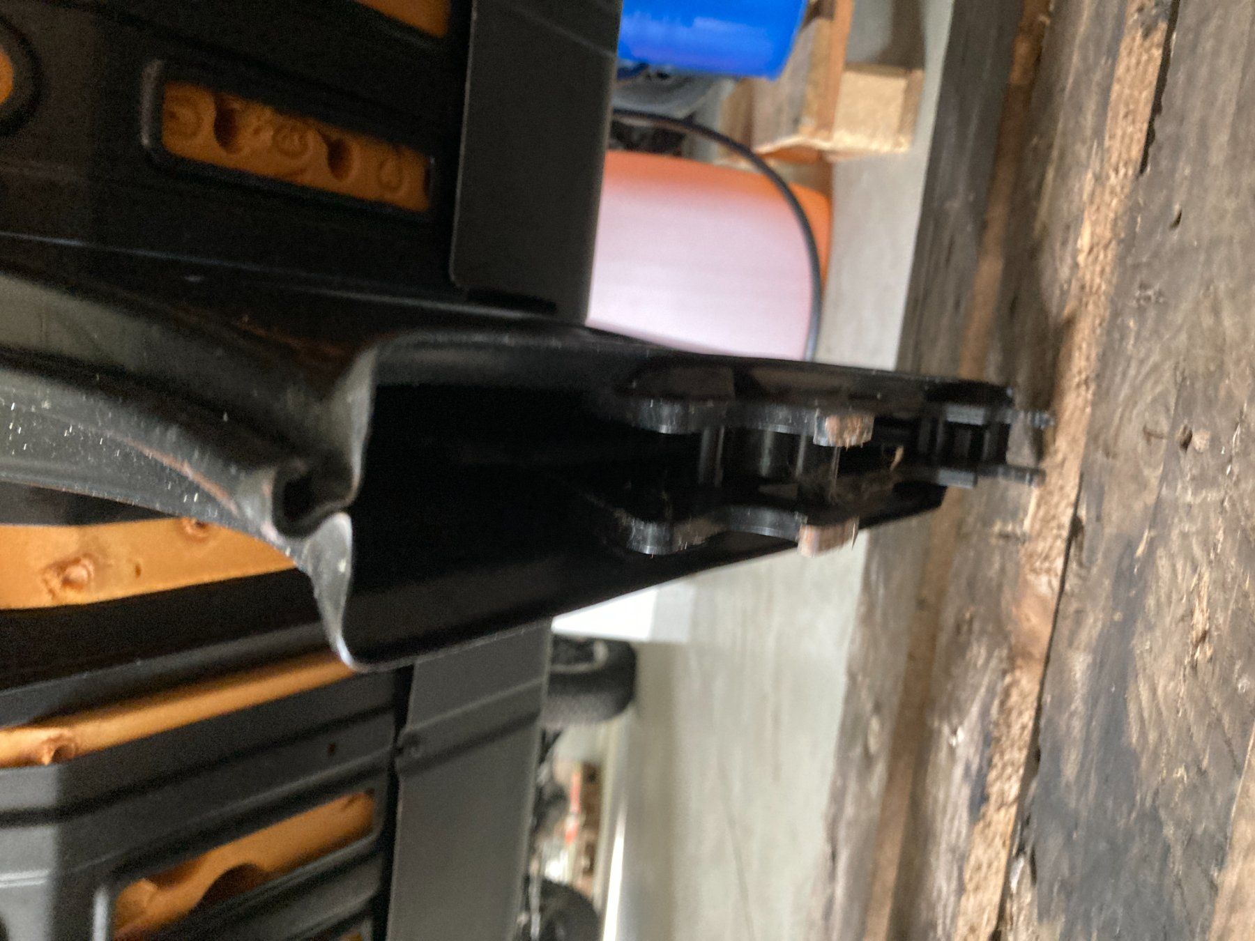 Mercedes-Benz Tutti pezzi di ricambio auto: Mercedes Benz Sprinter 903 Sitzbank 3er – Usato da Cham venduto da WB2223 5