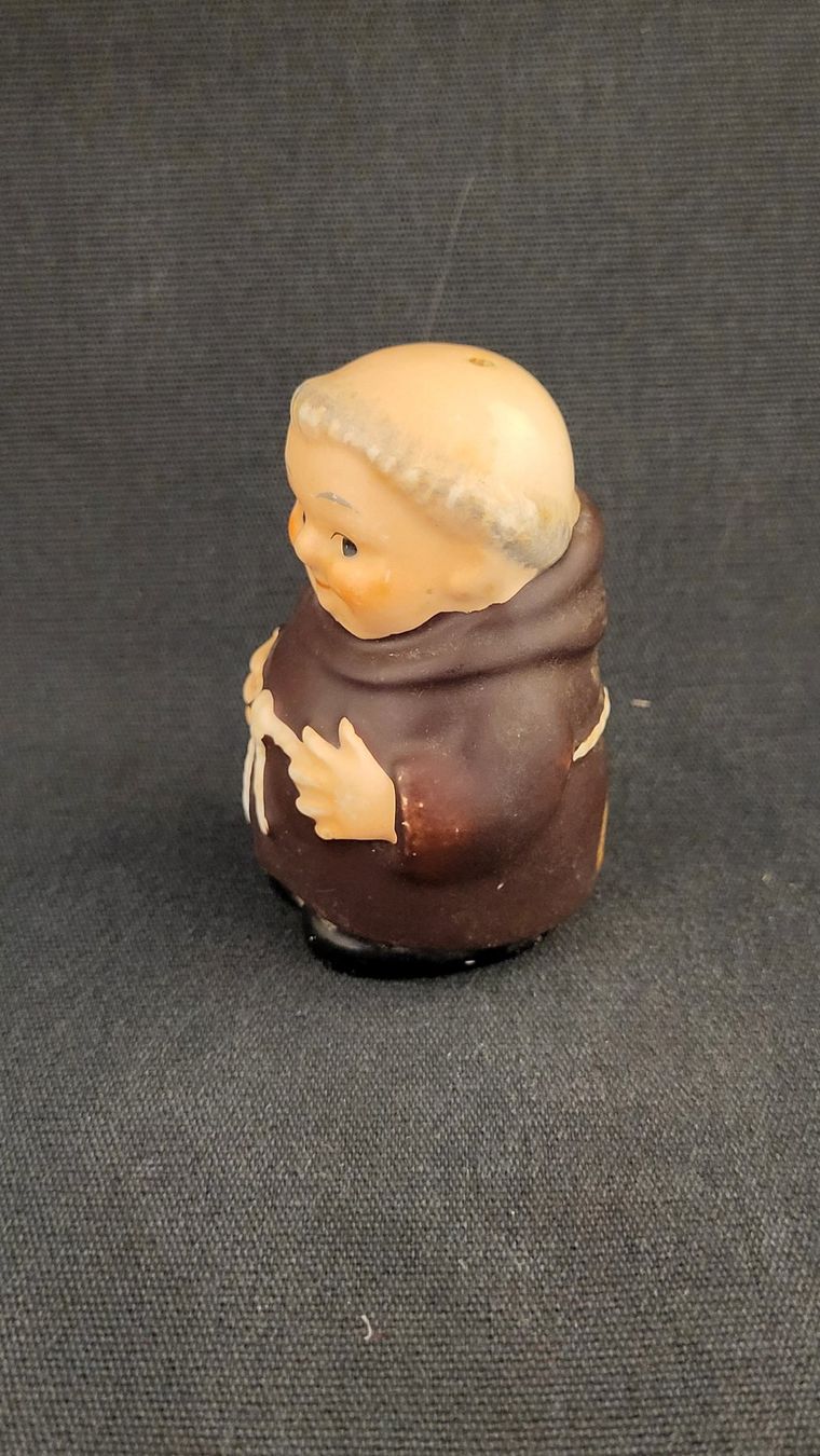 Hummel Figuren: FRIAR TUCK Salz-Streuer  "Goebel" – Gebraucht aus Basel von spinne02 2
