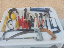 Werkzeug Konvolut Handwerkzeuge Schraubenzieher Schaber