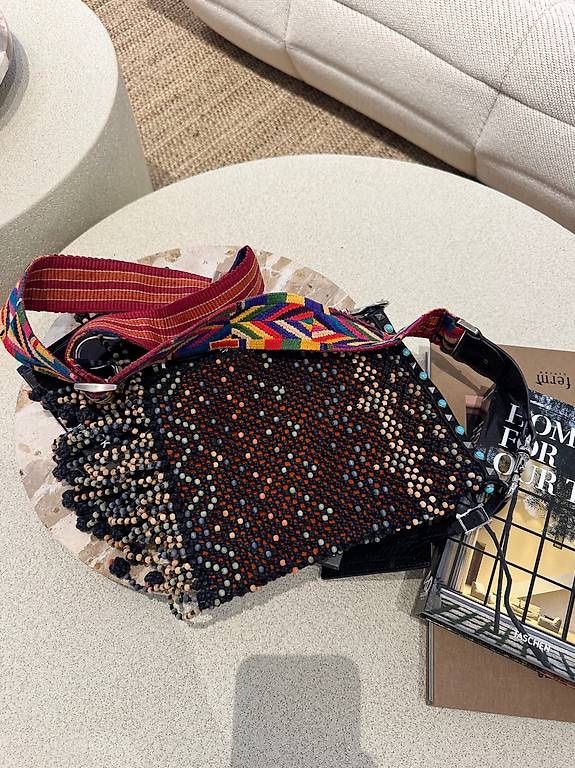 Valentino Borse: VALENTINO BOHO TASCHE – Usato da Schwyz venduto da bofb 5