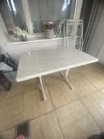 Gartentisch Klappbar guter Zustand.