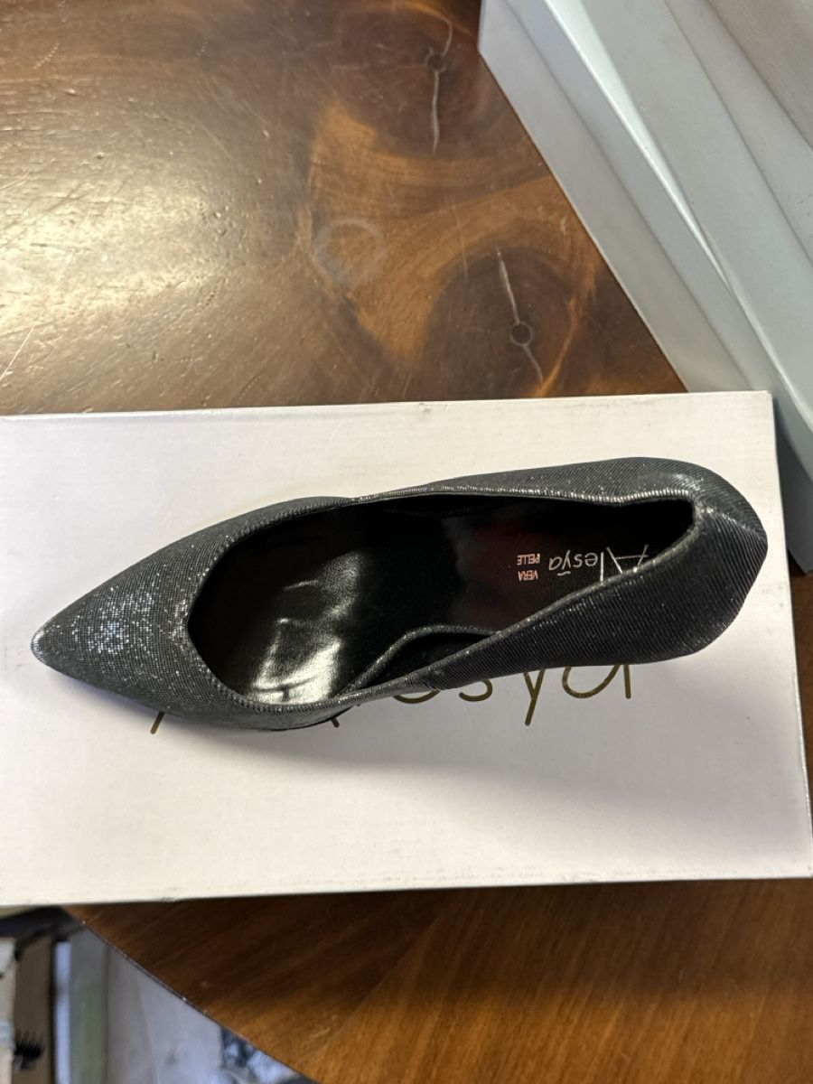 Damenschuhe: Elegante ALESYA Glitzerpumps, Gr. 40, neu, schwarz – Neu und originalverpackt aus Interlaken von Skandalpreis 2