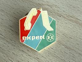 Pin expert