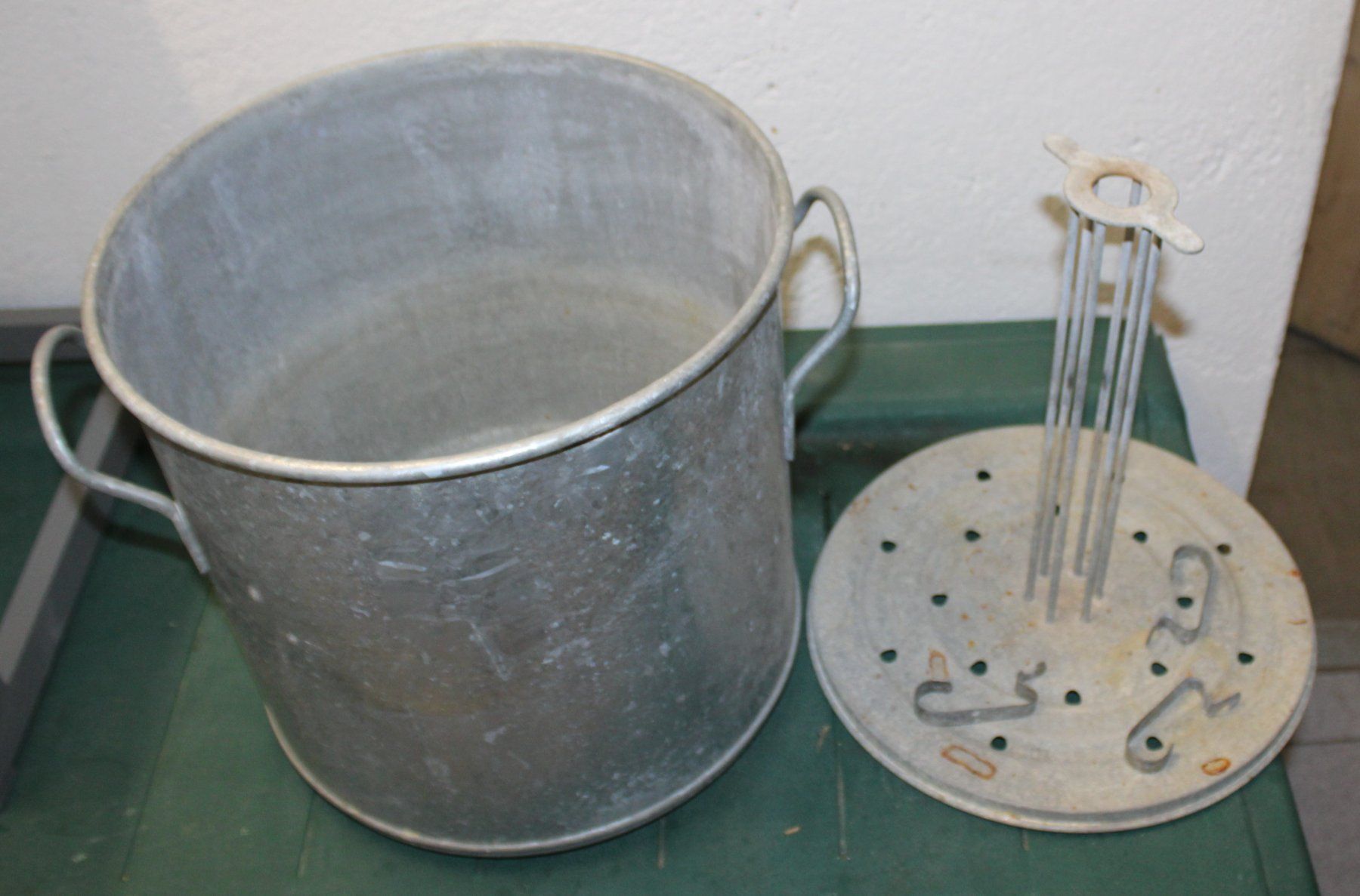 Pasti del neonato: antikes Sterilisiergerät (SN) – Usato da Schaan venduto da antikes_und_kurioses 5