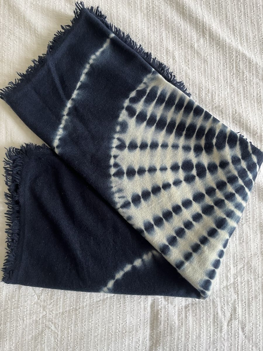 Kujten Foulard & Sciarpe: Foulard Kujten – Usato da Zürich venduto da isa_m6b7