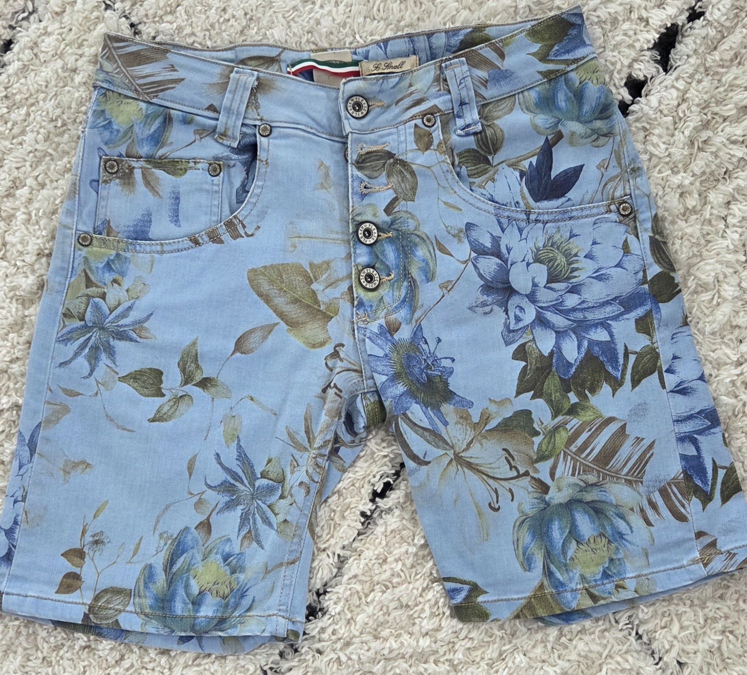 Jeans: Jeans Shorts Please Anouk – Gebraucht aus Belp von mar_wyp6