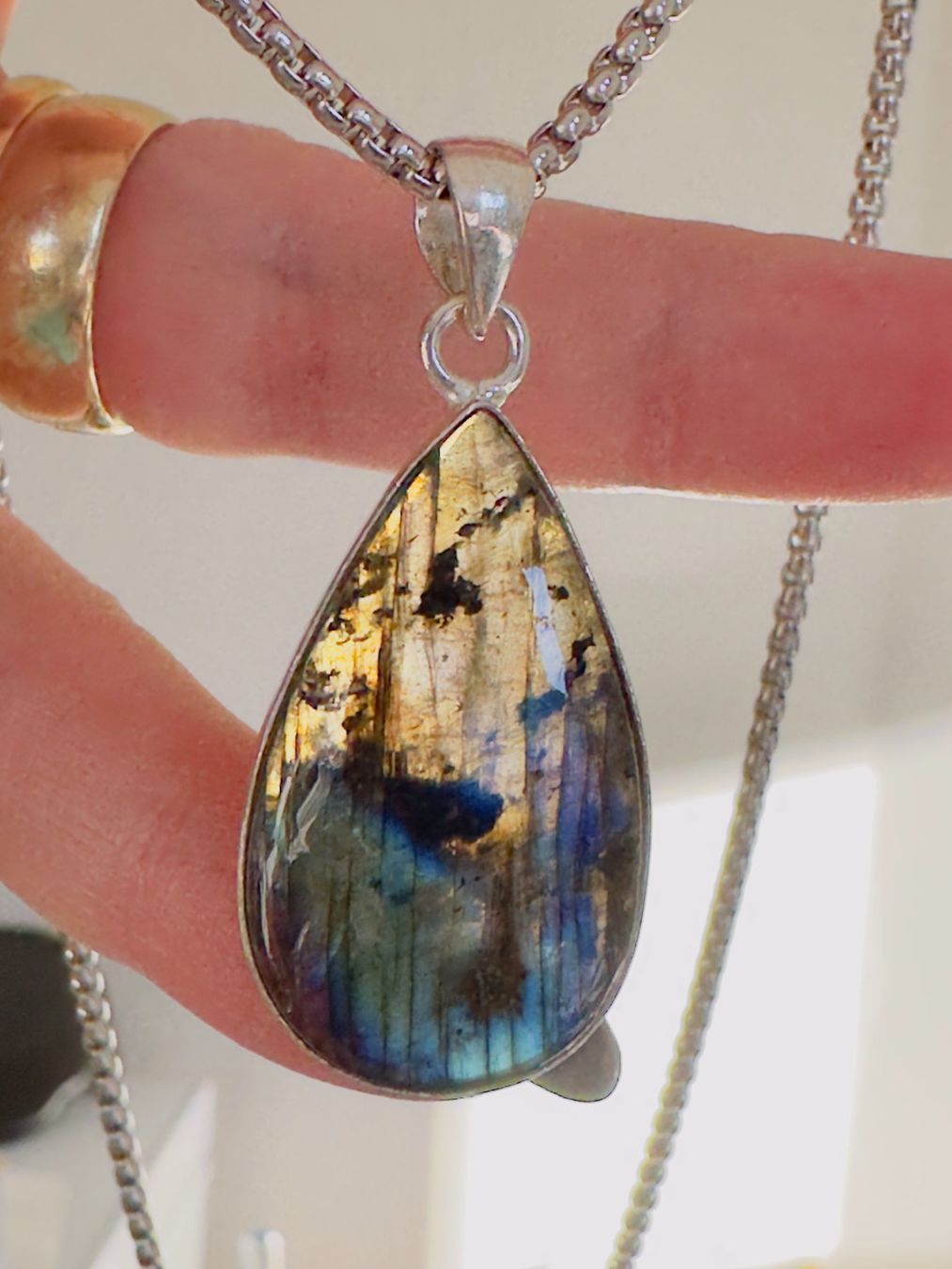 Catenine: Labradorite necklace – Nuovo e nell'imballaggio originale da Genève venduto da AGBERG 1
