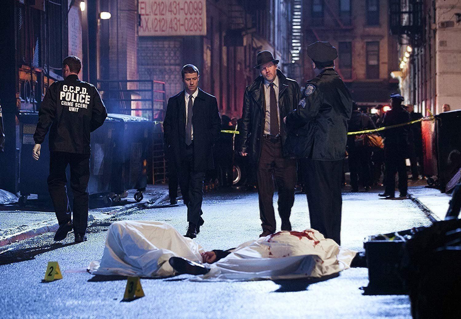 Alle DVDs: Gotham - Staffel 1 und 2 [Blu-ray] – Gebraucht aus Münchenstein von vitalfit 3