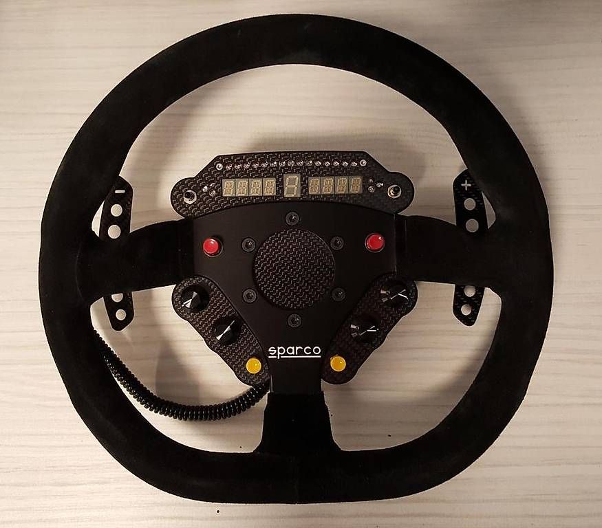 Tutti gli attrezzi: FiTech Sparco L360 mit Custom ButtonBox – Usato da Hombrechtikon venduto da KgDingeling 3