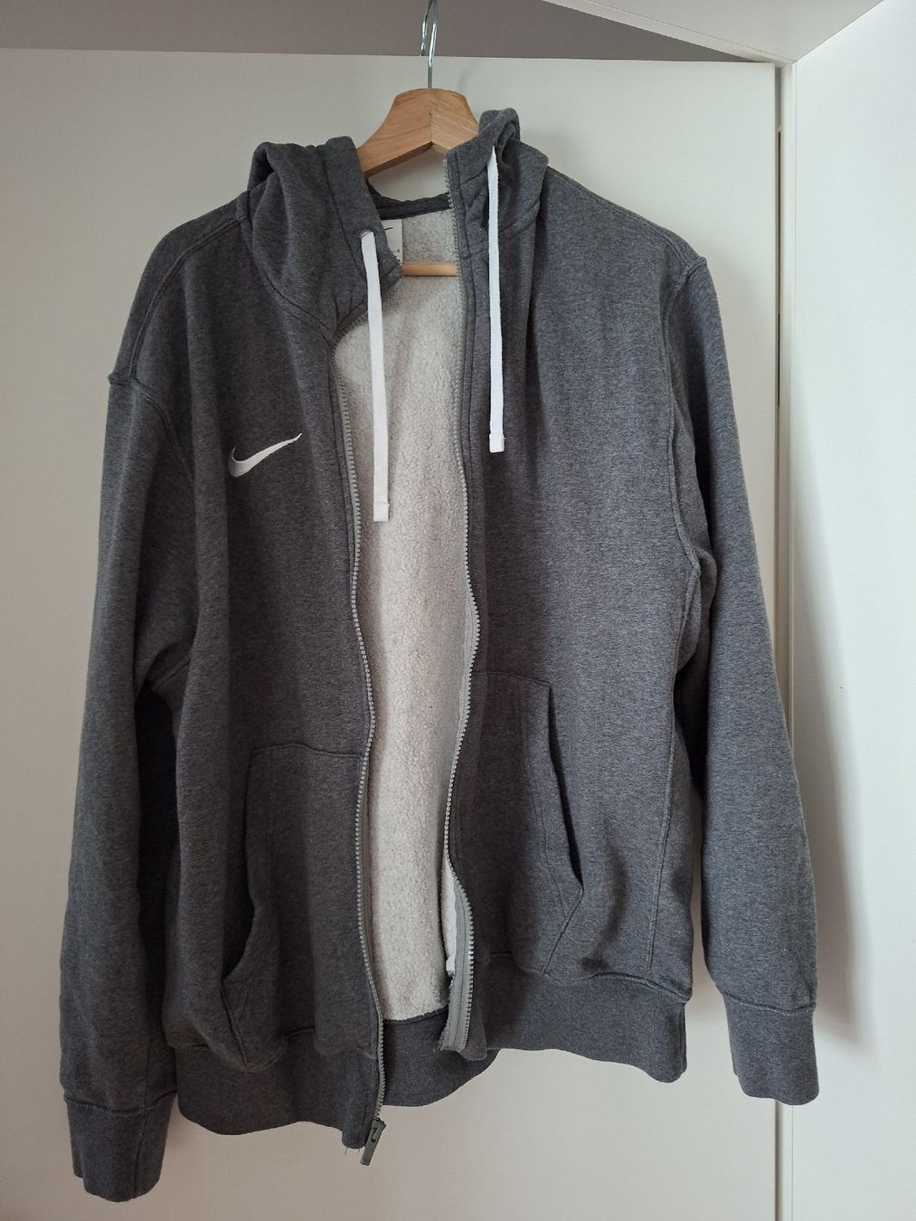 Nike Maglioni & Felpe: Nike Sweater – Usato da Kaiseraugst venduto da kar_cx62