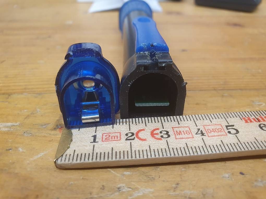 Tutti gli attrezzi: Ac Voltage Dedektor – Usato da Schwyz venduto da Marhin 2