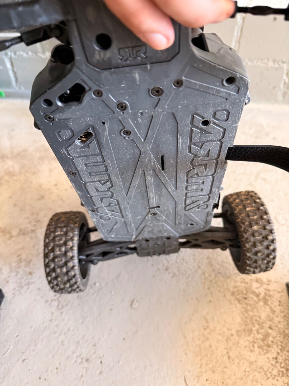 Arrma RC Kits de montage: Arrma Typhon 3s – D'occasion à St.Gallen par zoroshop 4