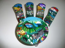 Ecuador Bauernmalerei  Spielzeugtisch + 4 Stühle  unbespielt