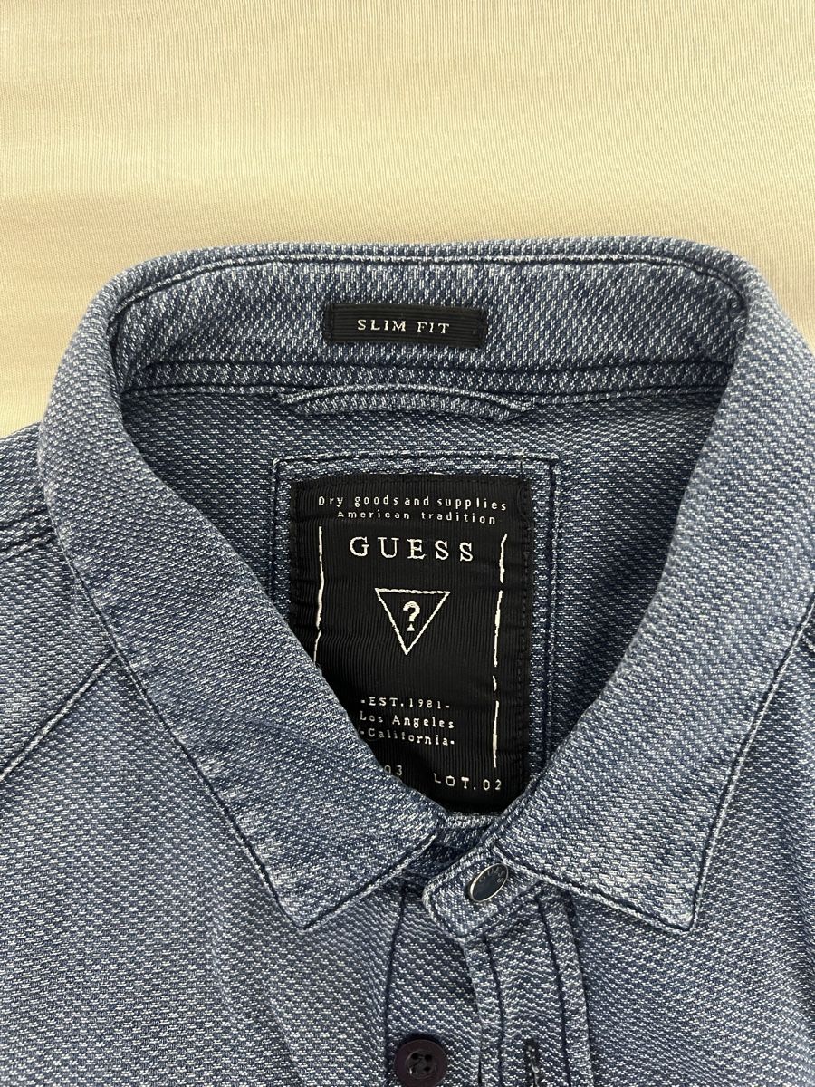Guess Hemden: Guess Hemd  – Gebraucht aus Kaltbrunn von schnoggele 1