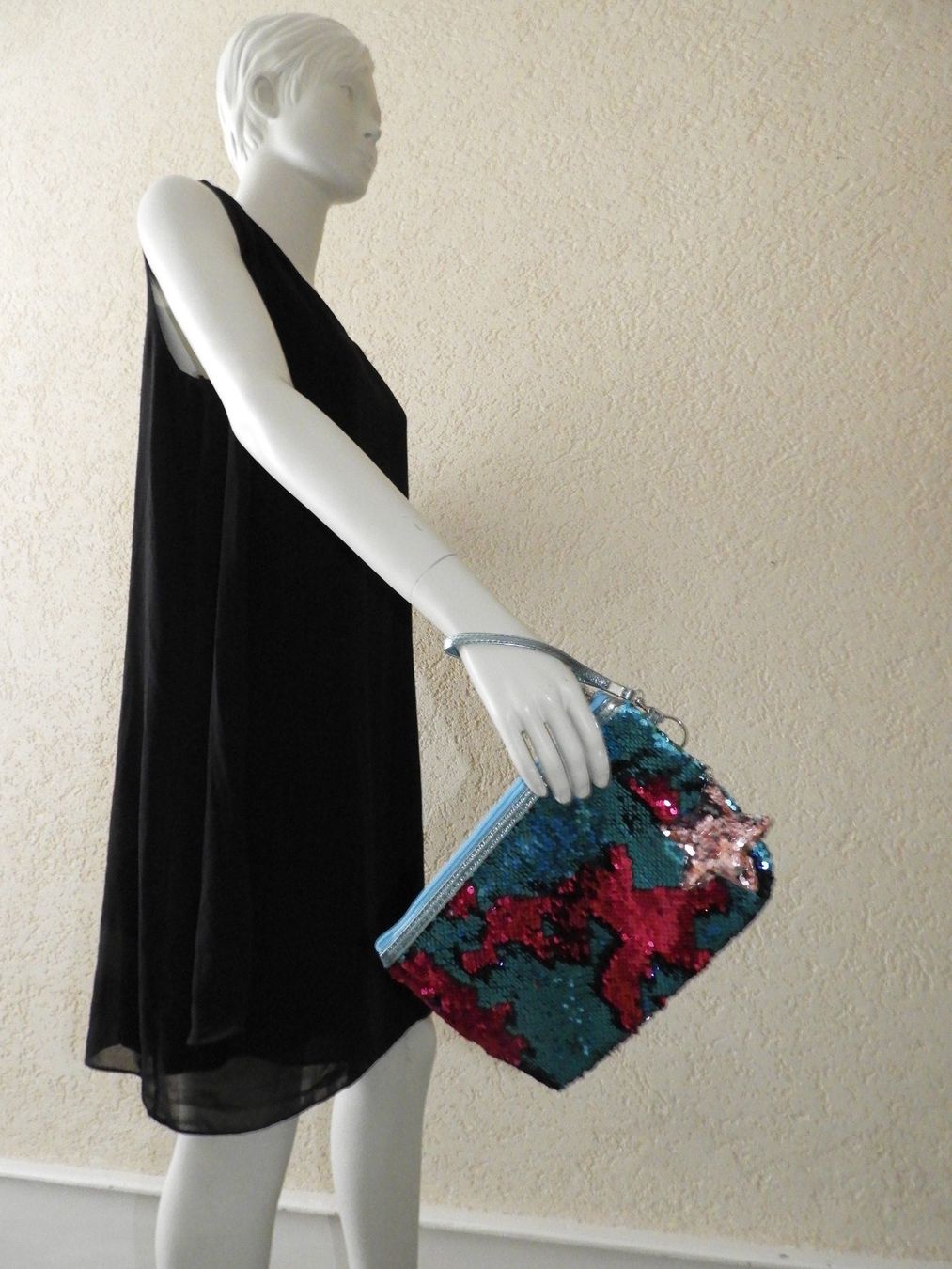 Borse & Zaini: Trousse/Sac à paillettes , NEUF! – Nuovo (secondo la descrizione) da Dombresson venduto da sev_bsb8