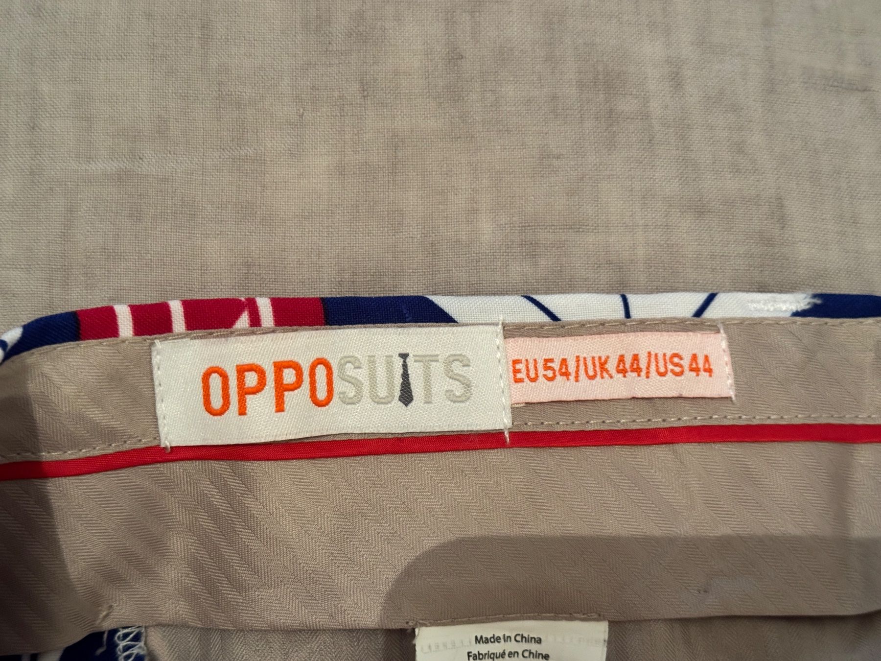 Completi: Anzug mit Winter X-mas Design – Usato da zürich venduto da oives22 5