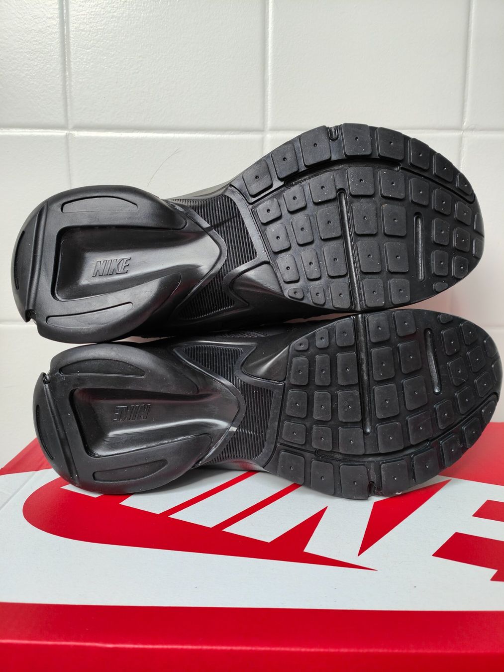 Nike Chaussures hommes: Nike AL8 – Neuf avec emballage d'origine à Fleurier par dav_xx8y 5