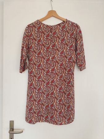 Kleid mit rotem Paisley Muster, Gr. XS