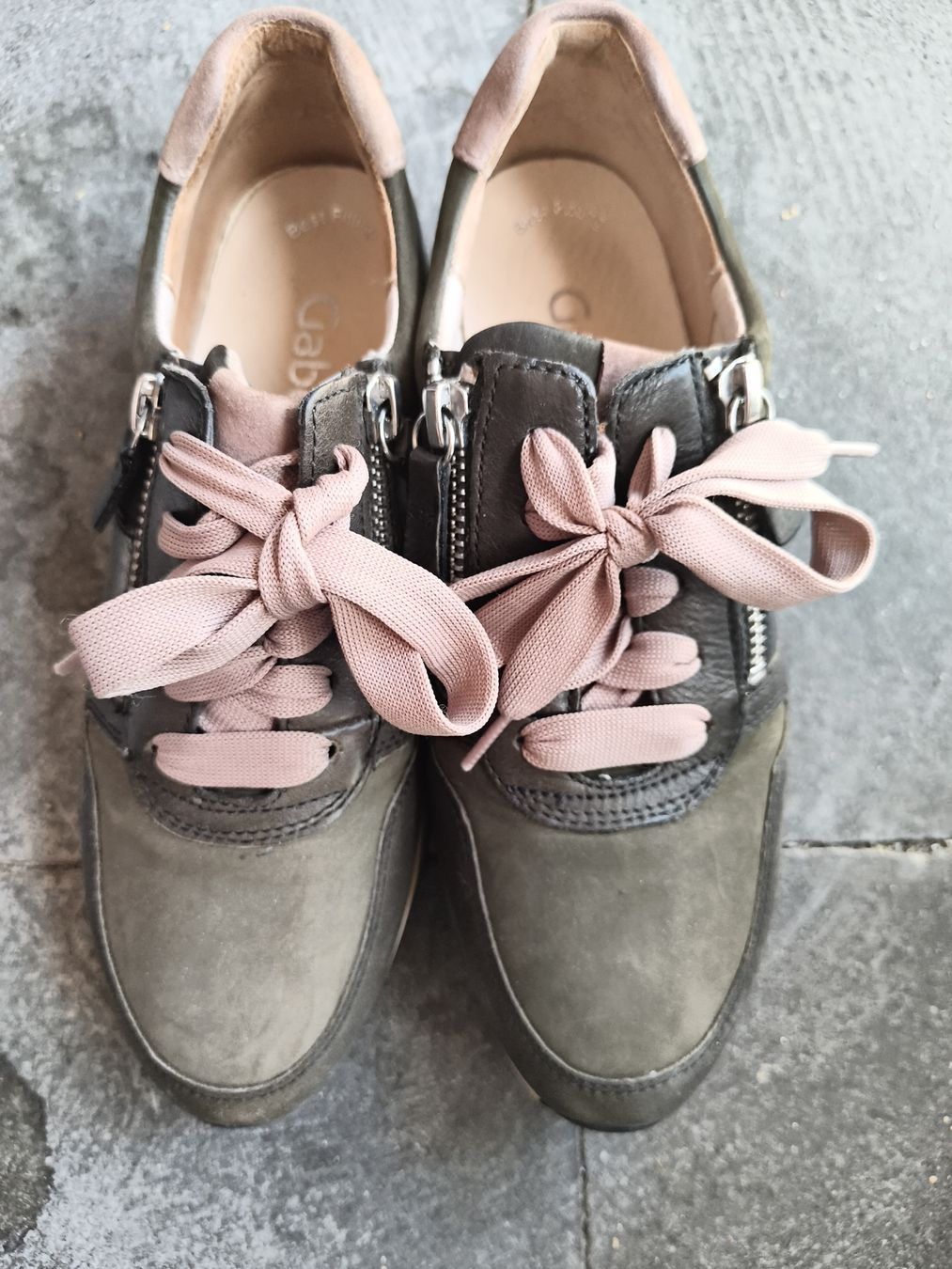 Gabor Scarpe da donna: Gabor Sneaker Grösse 2 1/2, top Zustand – Nuovo (secondo la descrizione) da Gettnau venduto da guerkli36