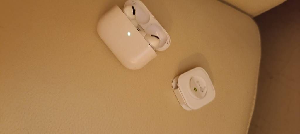 Cuffie: Airpod apple pro – Usato da Montreux venduto da rao_r66l