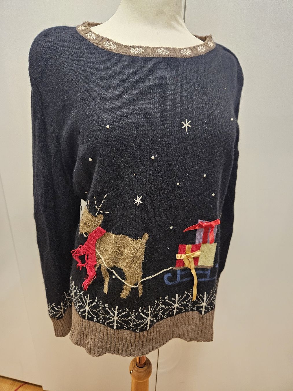 Pullover & Sweatshirts: Vintage Christmas Sweater – Gebraucht aus Zürich von ColdCoffee