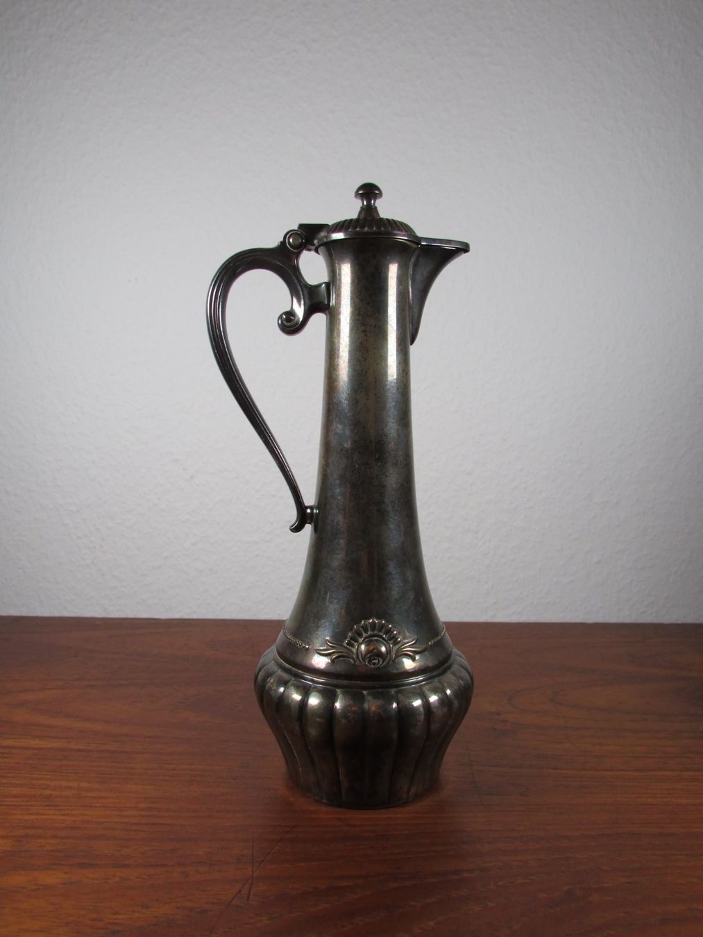 WMF Karaffen: WMF Jugenstil Karaffe antiker Krug versilbert 1900 – Gebraucht aus Ostermundigen von Zytrum