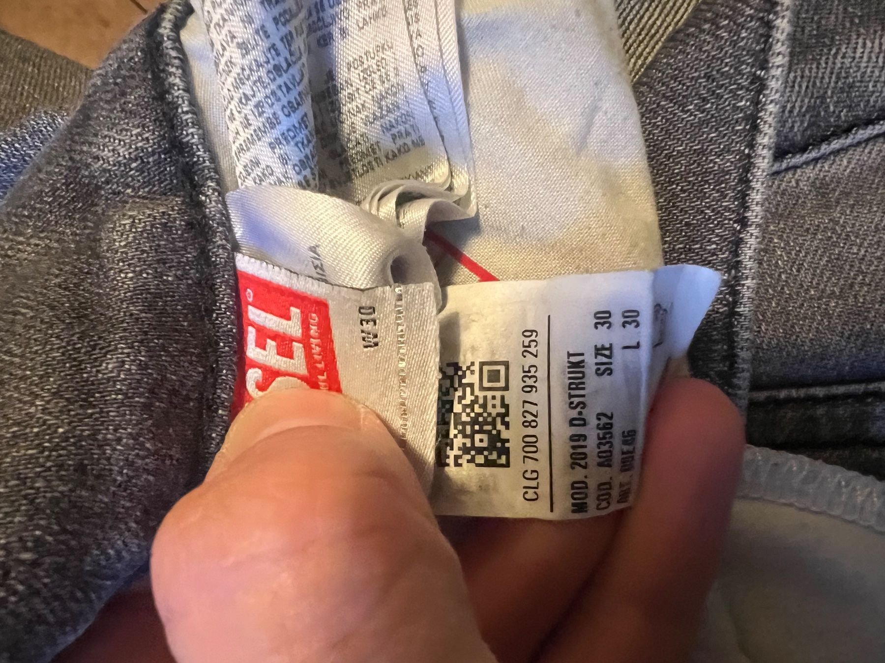 Diesel Jeans: Diesel Jeans, Grösse W30/L30 – Usato da Basel venduto da js_fl 2