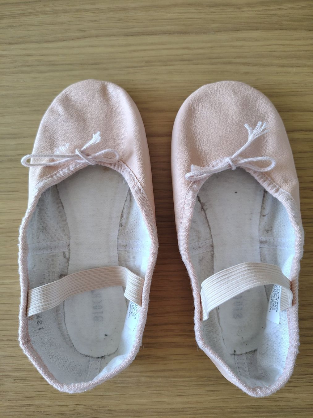 Bloch Schuhe für Mädchen: Bloch-Ballettschuhe aus Leader Grosse 33.5 – Gebraucht aus Dättwil AG von dia_6cbv 2