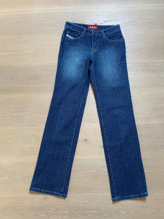 Neuwertige XFN Jeans Grösse S